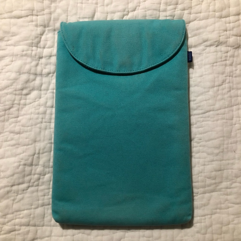 Baggu Computer Case
